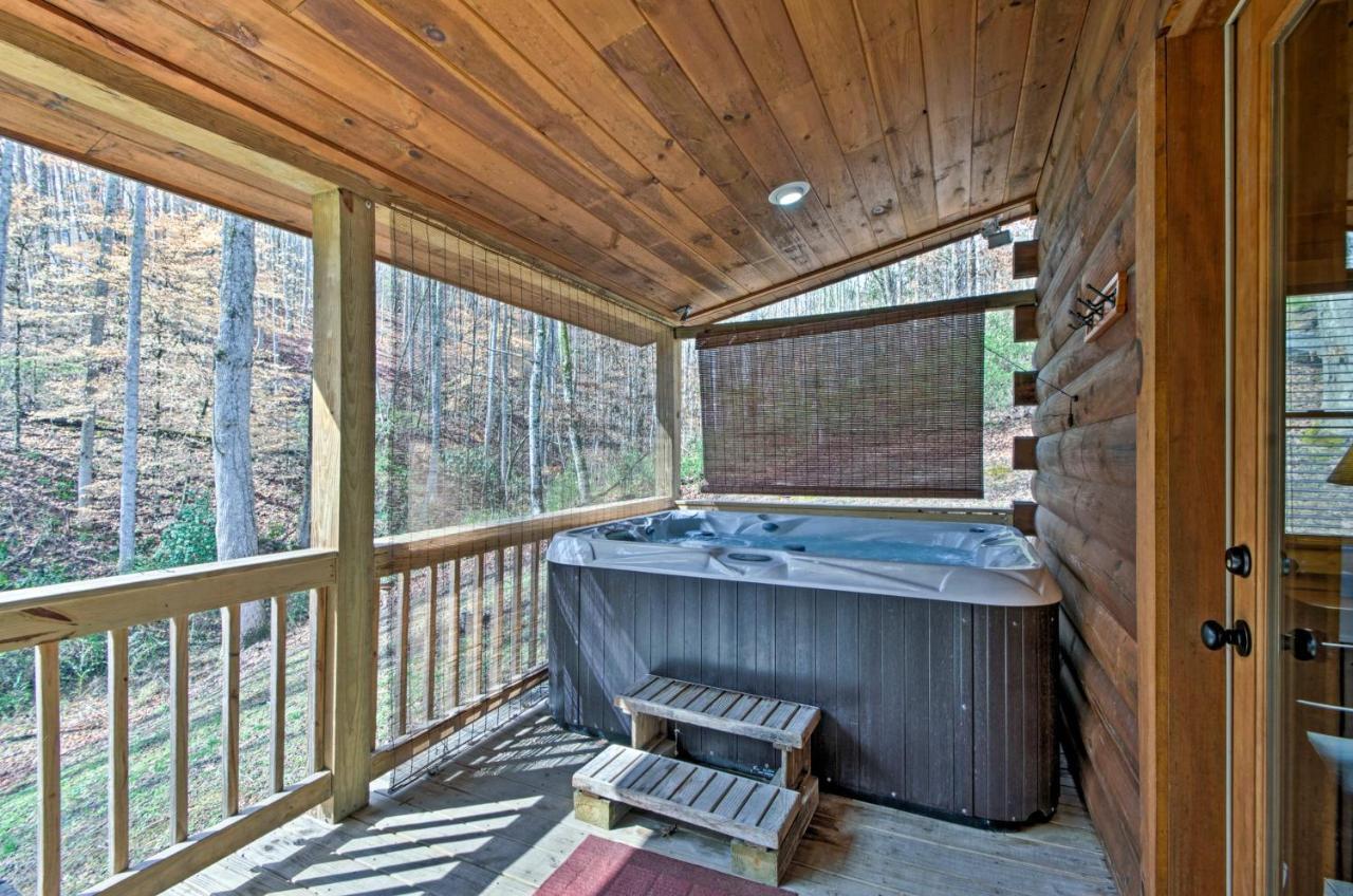 Bryson City Vacation Rental With Hot Tub And Fire Pit! Dış mekan fotoğraf